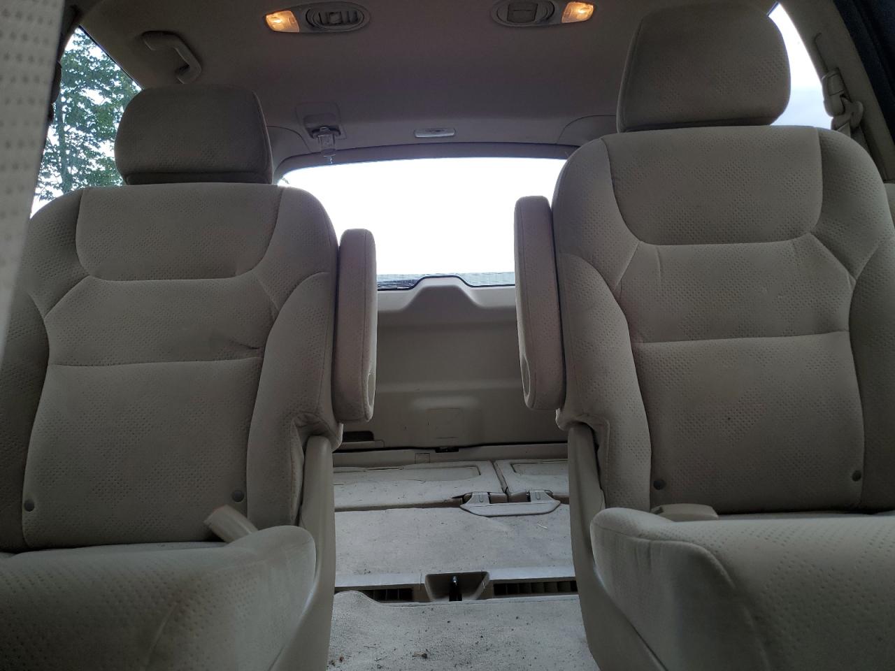 2007 Honda Odyssey Lx VIN: 5FNRL38247B009303 Lot: 63832185