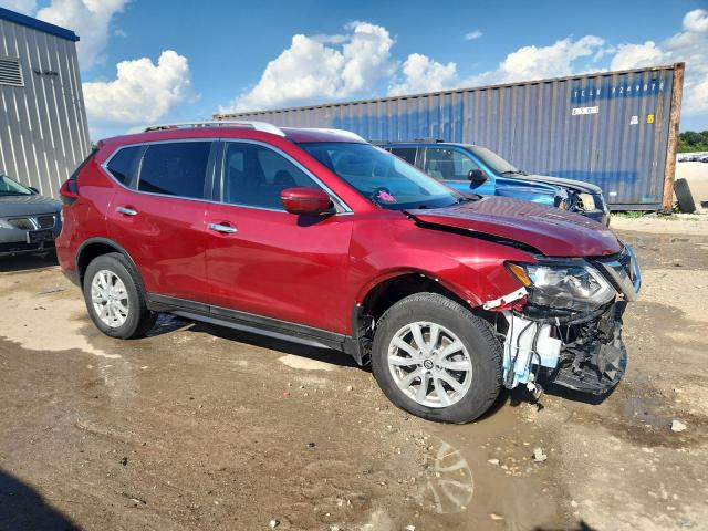  NISSAN ROGUE 2018 Czerwony