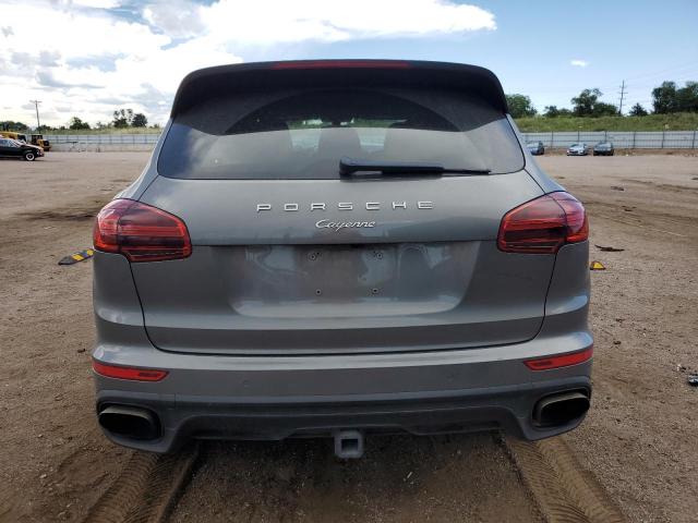  PORSCHE CAYENNE 2016 Szary