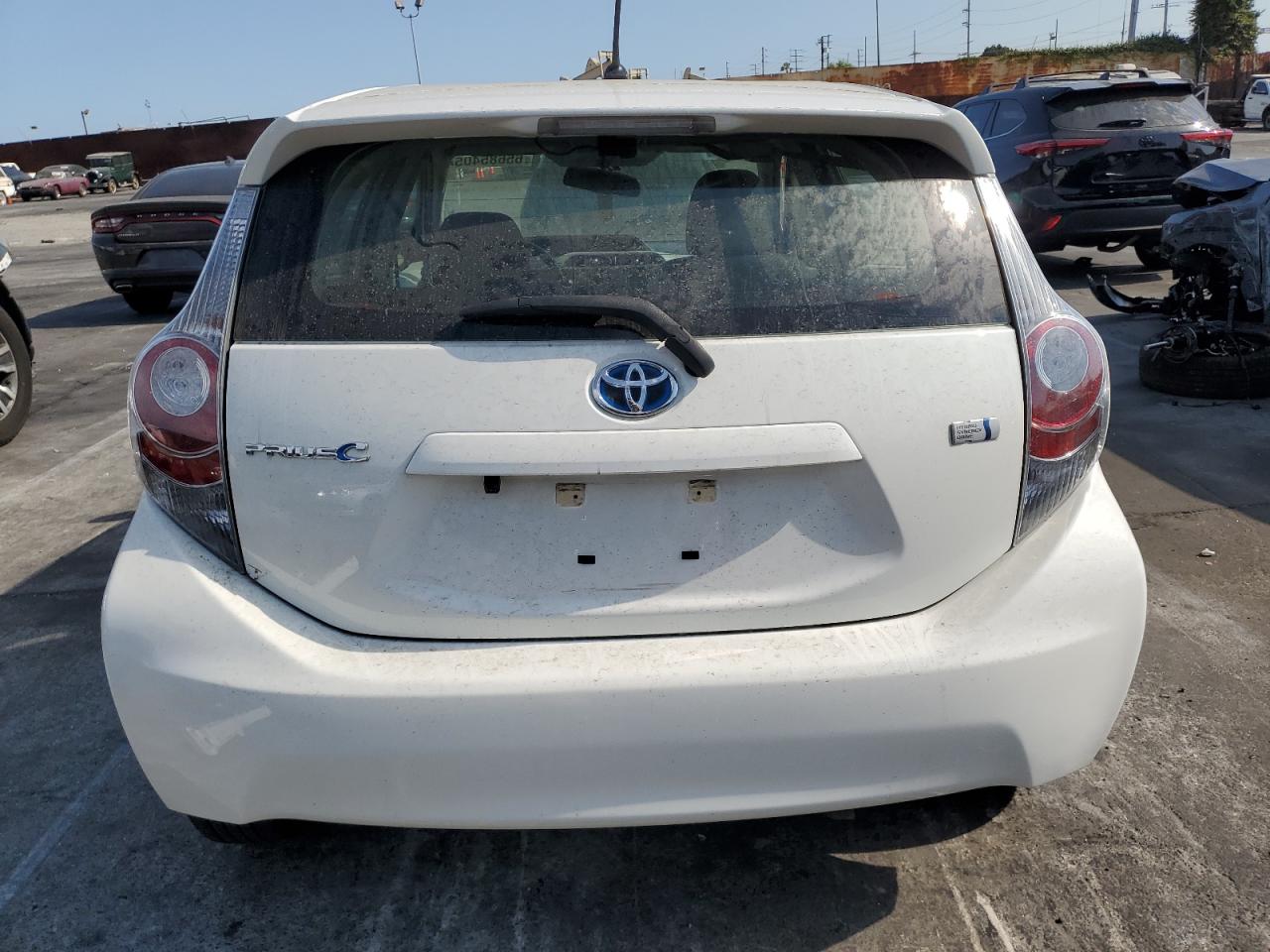 2012 Toyota Prius C VIN: JTDKDTB37C1525917 Lot: 65685405