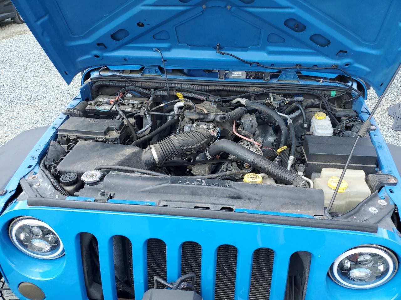 2011 Jeep Wrangler Unlimited Sport VIN: 1J4BA3H18BL570652 Lot: 64112685