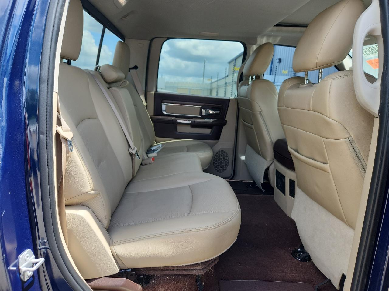 2015 Ram 1500 Laramie VIN: 1C6RR6NT5FS669047 Lot: 64804685