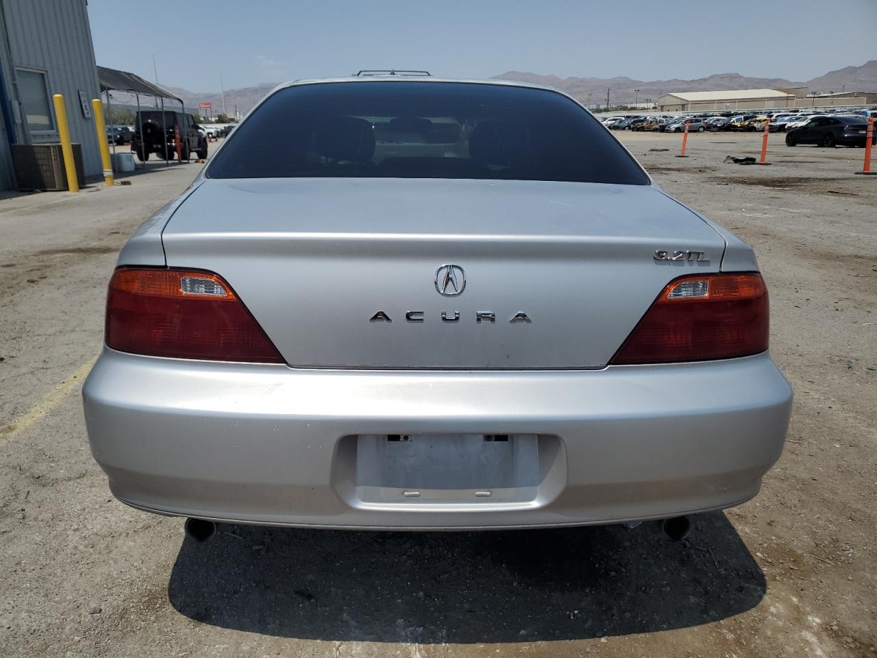 2001 Acura 3.2Tl VIN: 19UUA567X1A025680 Lot: 64696095