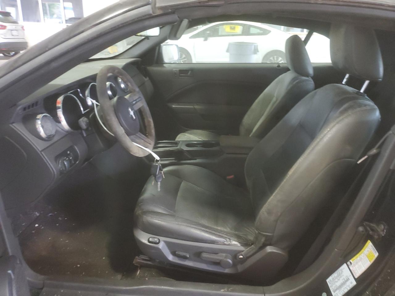 2006 Ford Mustang VIN: 1ZVFT84N165110215 Lot: 65173645