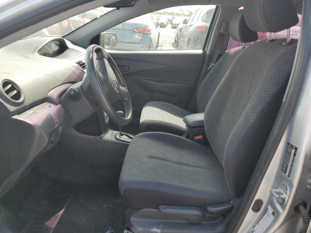 2008 Toyota Yaris VIN: JTDBT923981260110 Lot: 65443695