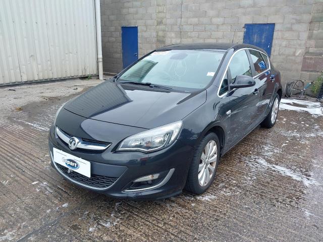 VAUXHALL ASTRA SE 2013