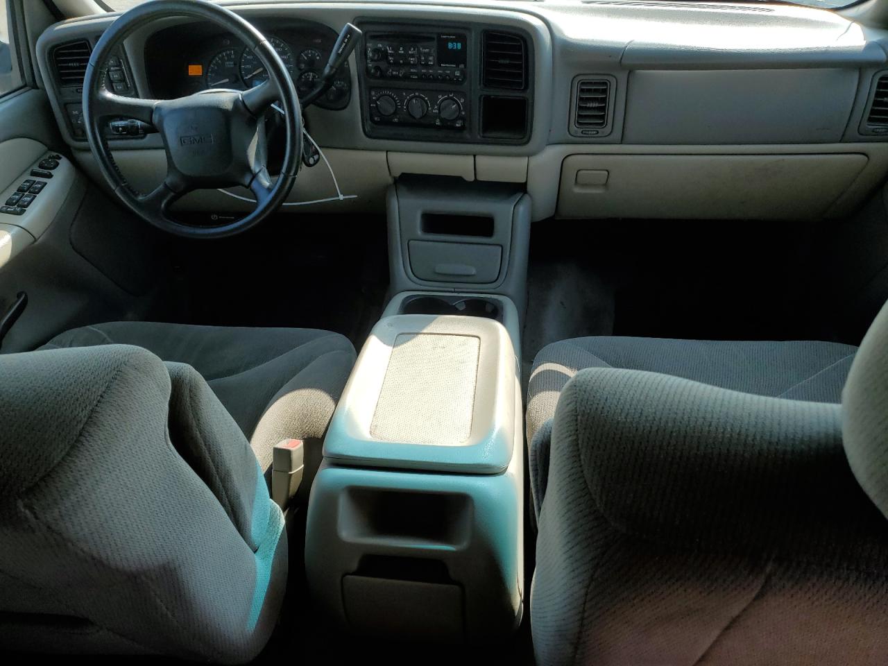 2002 GMC Yukon VIN: 1GKEK13V52J292596 Lot: 64316355