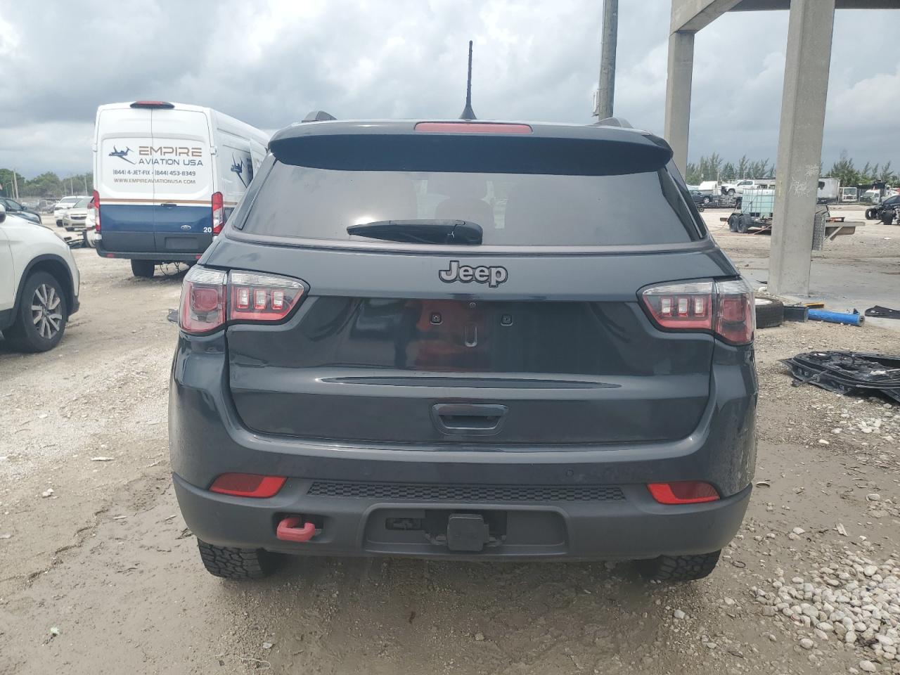 2018 Jeep Compass Trailhawk VIN: 3C4NJDDB1JT410185 Lot: 64633295