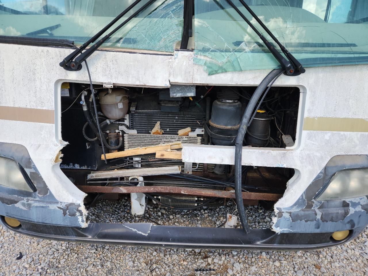 2004 Ford F550 Super Duty Stripped Chassis VIN: 1F6NF53S940A03843 Lot: 61346165