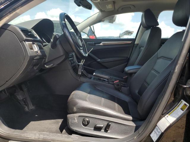  VOLKSWAGEN PASSAT 2016 Black
