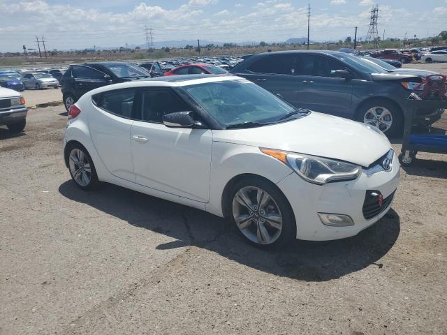  HYUNDAI VELOSTER 2016 Biały