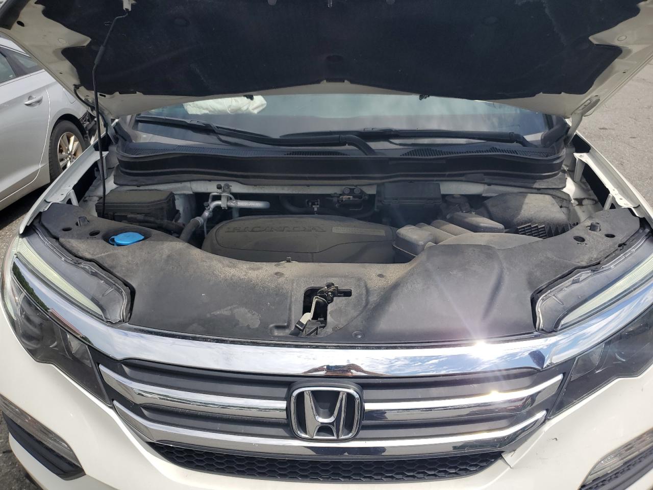 2016 Honda Pilot Exln VIN: 5FNYF6H73GB092206 Lot: 63368595