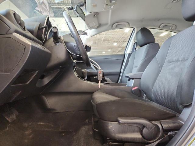 Sedans MAZDA 3 2012 Srebrny
