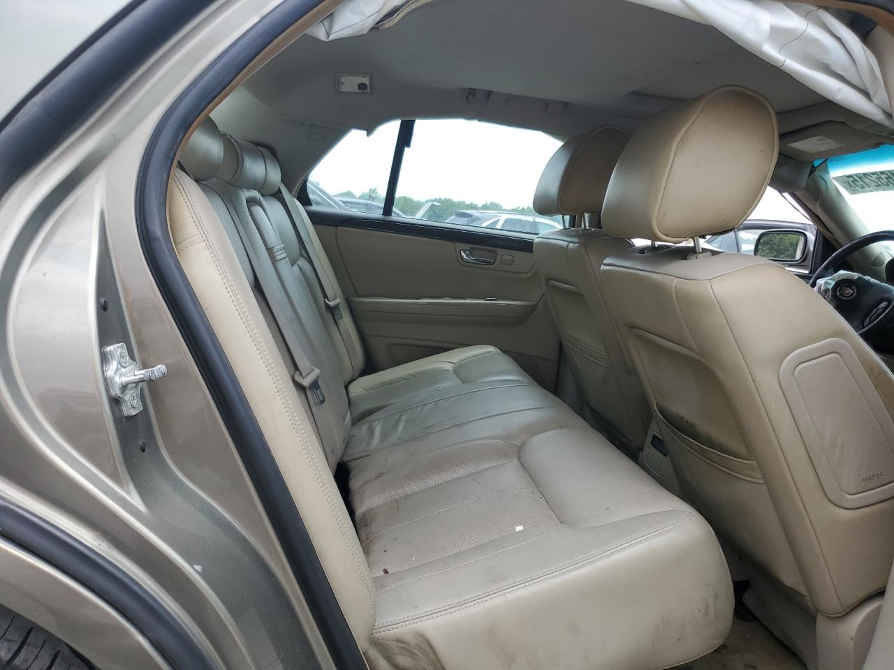 2011 Cadillac Dts Luxury Collection VIN: 1G6KD5E68BU114754 Lot: 63165215