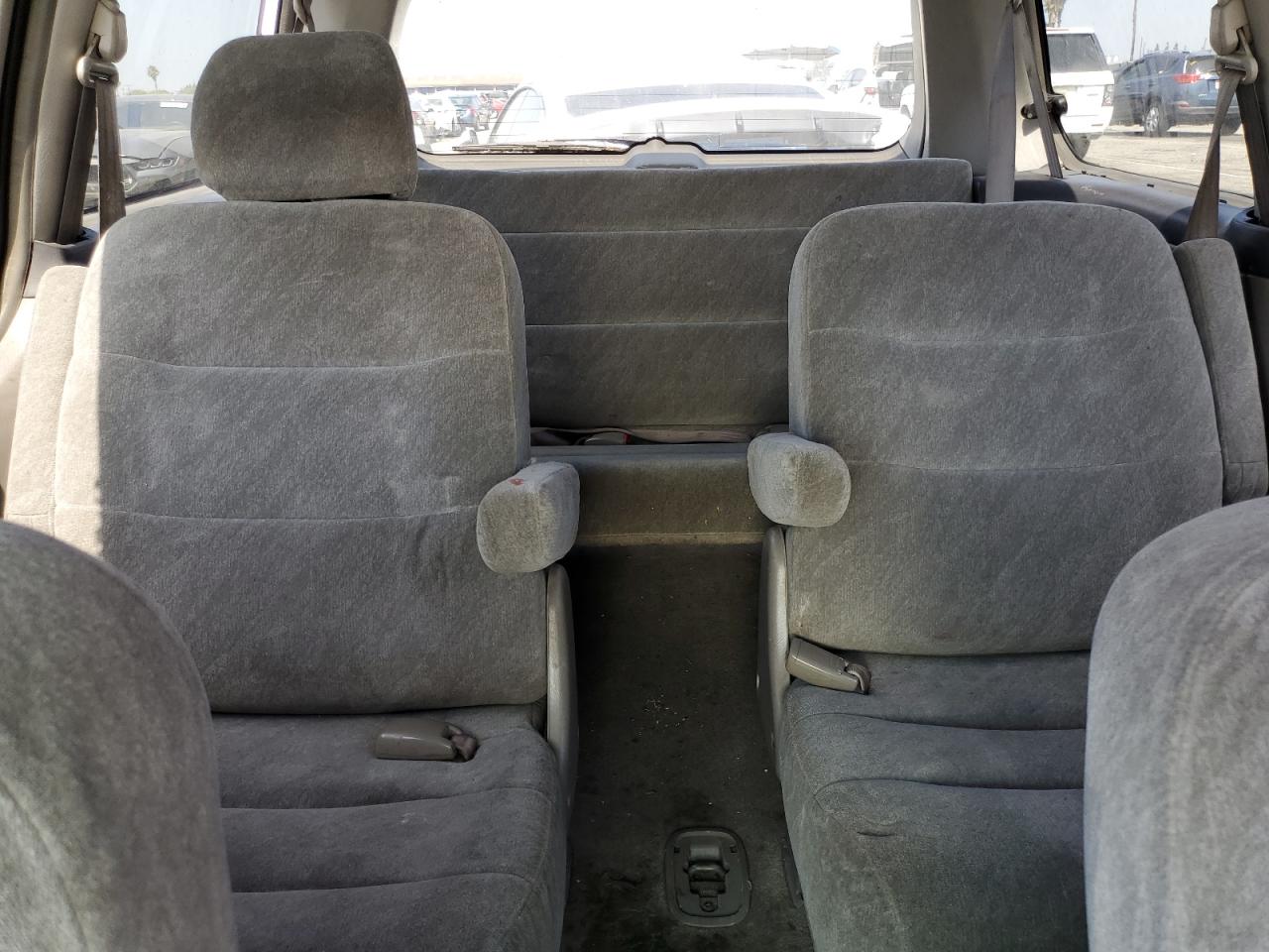 2000 Honda Odyssey Ex VIN: 2HKRL1866YH593603 Lot: 63192365