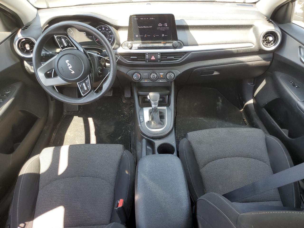 3KPF24AD4NE426138 2022 Kia Forte Fe