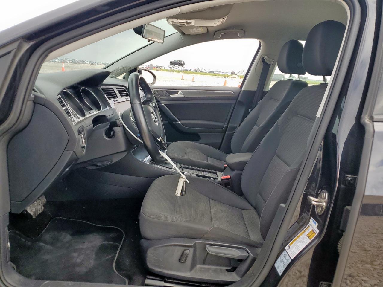2019 Volkswagen E-Golf Se VIN: WVWKR7AU2KW910371 Lot: 64973615