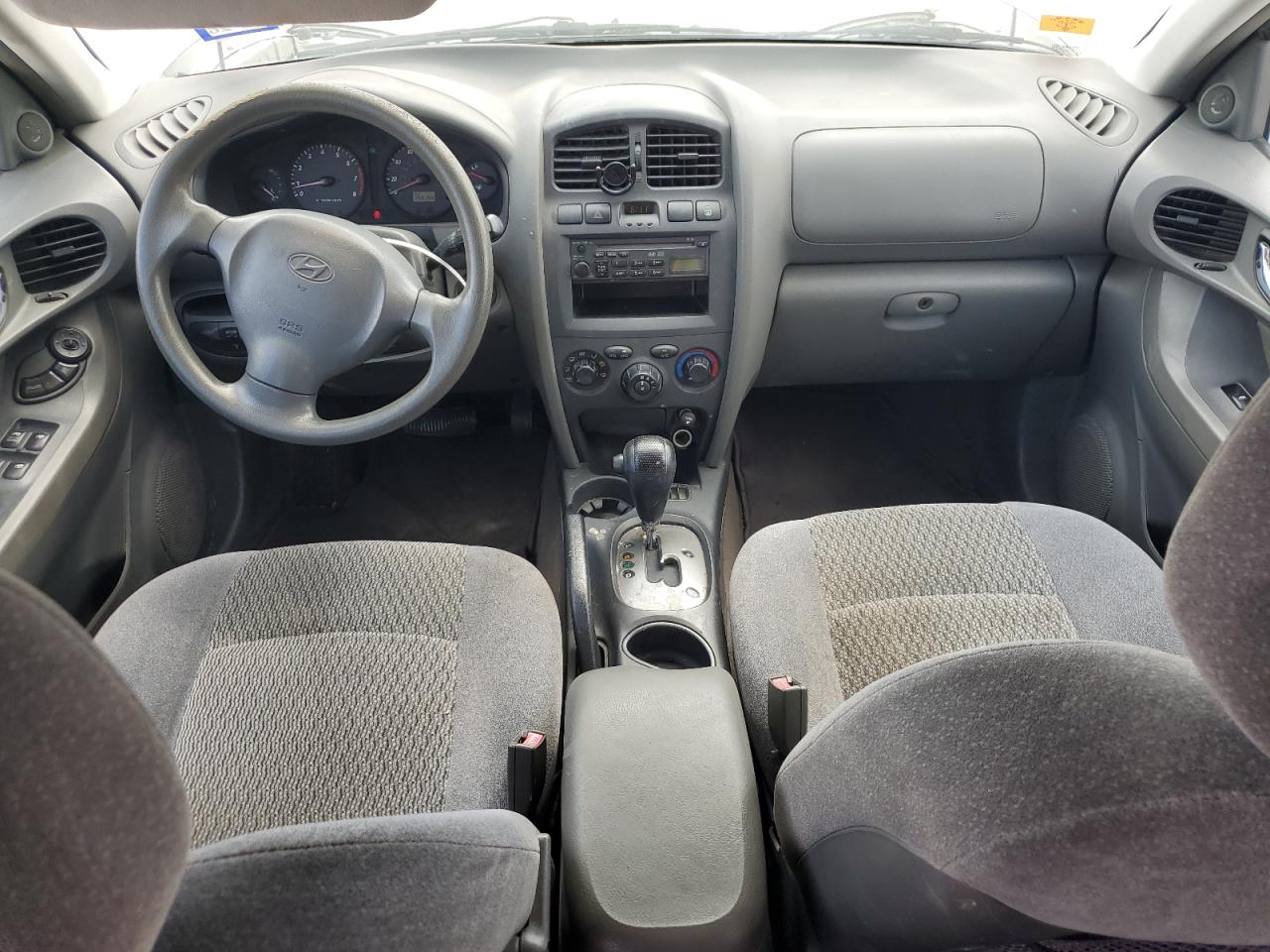 2004 Hyundai Santa Fe Gl VIN: KM8SB12B34U625669 Lot: 65093375