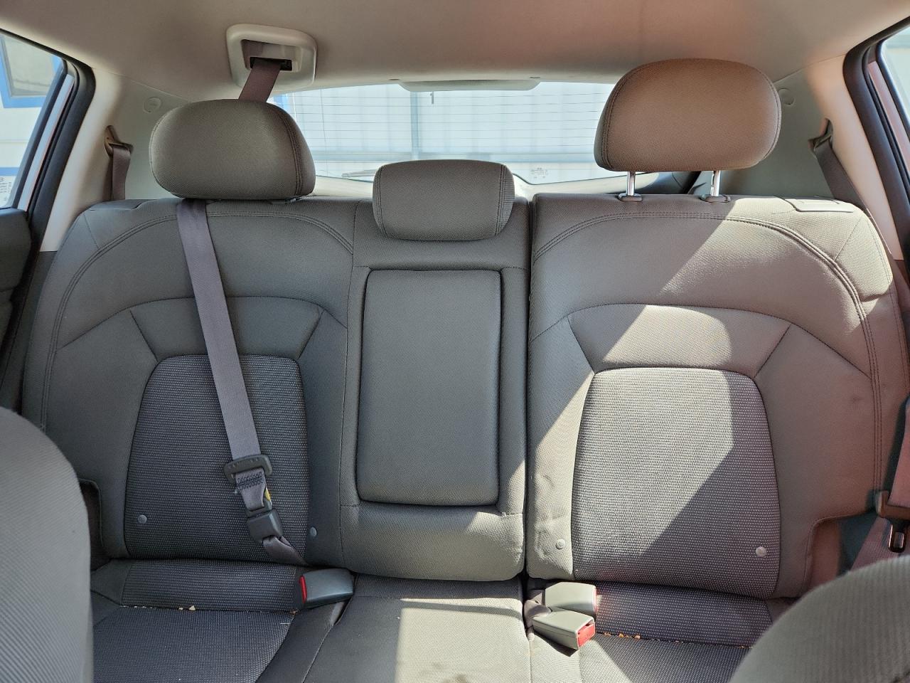kndpb3ac9g7870768 KNDPB3AC9G7870768 2016 Kia Sportage Lx