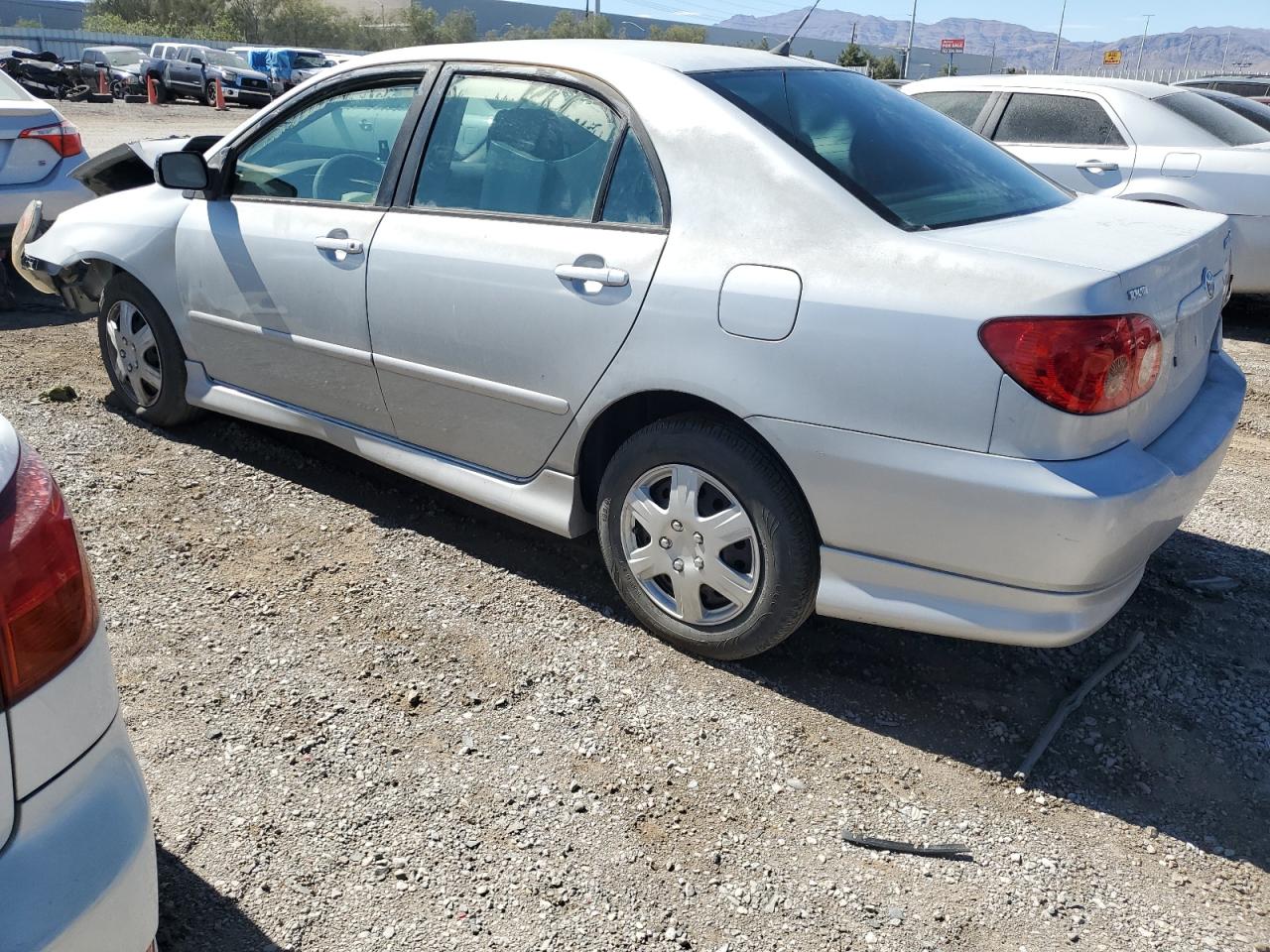 2005 Toyota Corolla - Image 2
