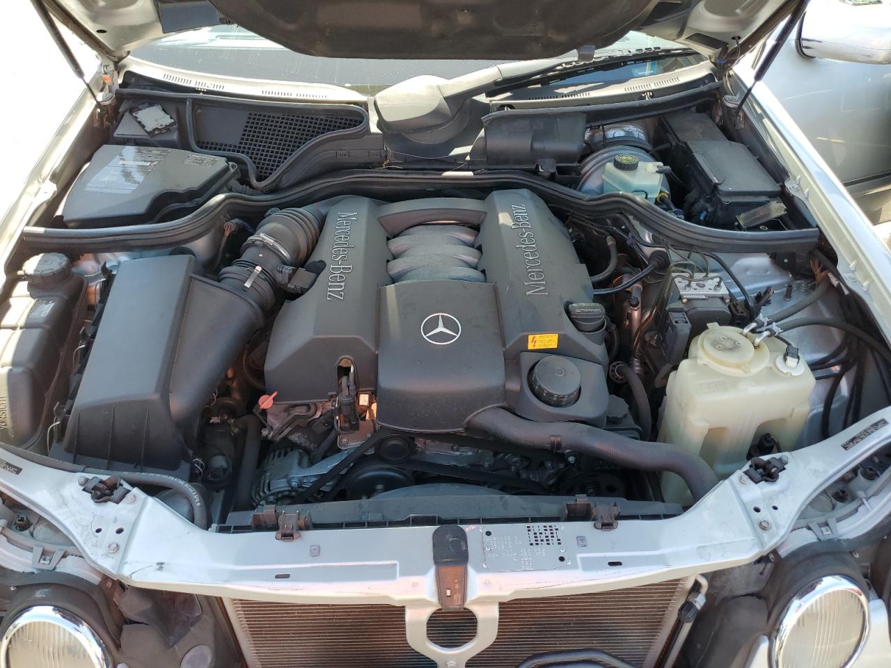 1999 Mercedes-Benz E 320 VIN: WDBJF65HXXA796327 Lot: 64125305