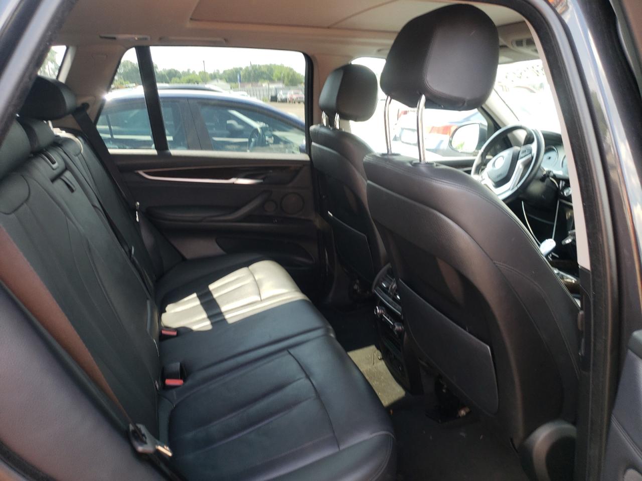 2015 BMW X5 xDrive35D VIN: 5UXKS4C53F0N07239 Lot: 63015475