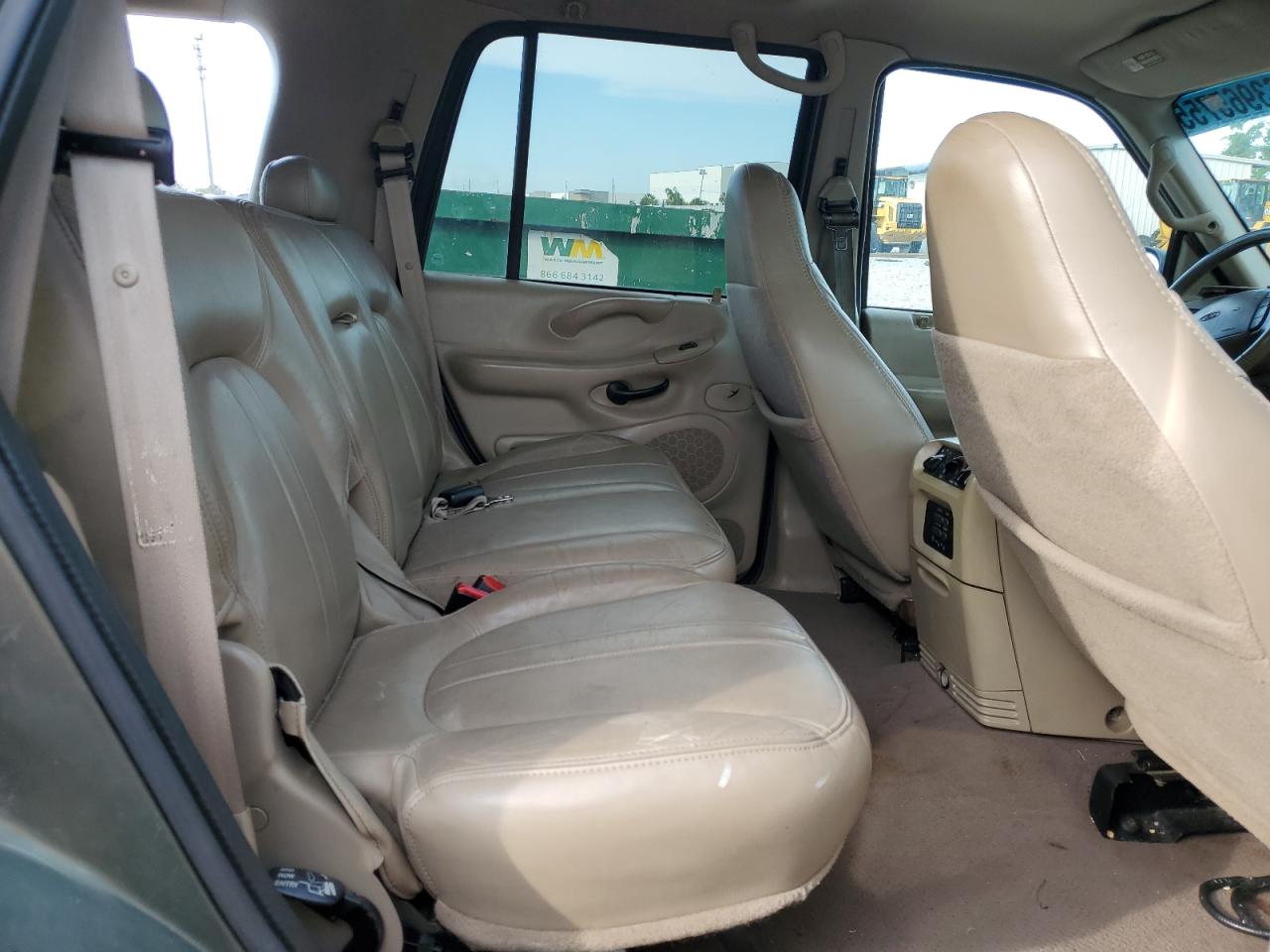 2000 Ford Expedition Eddie Bauer VIN: 1FMRU1767YLB48941 Lot: 63965755