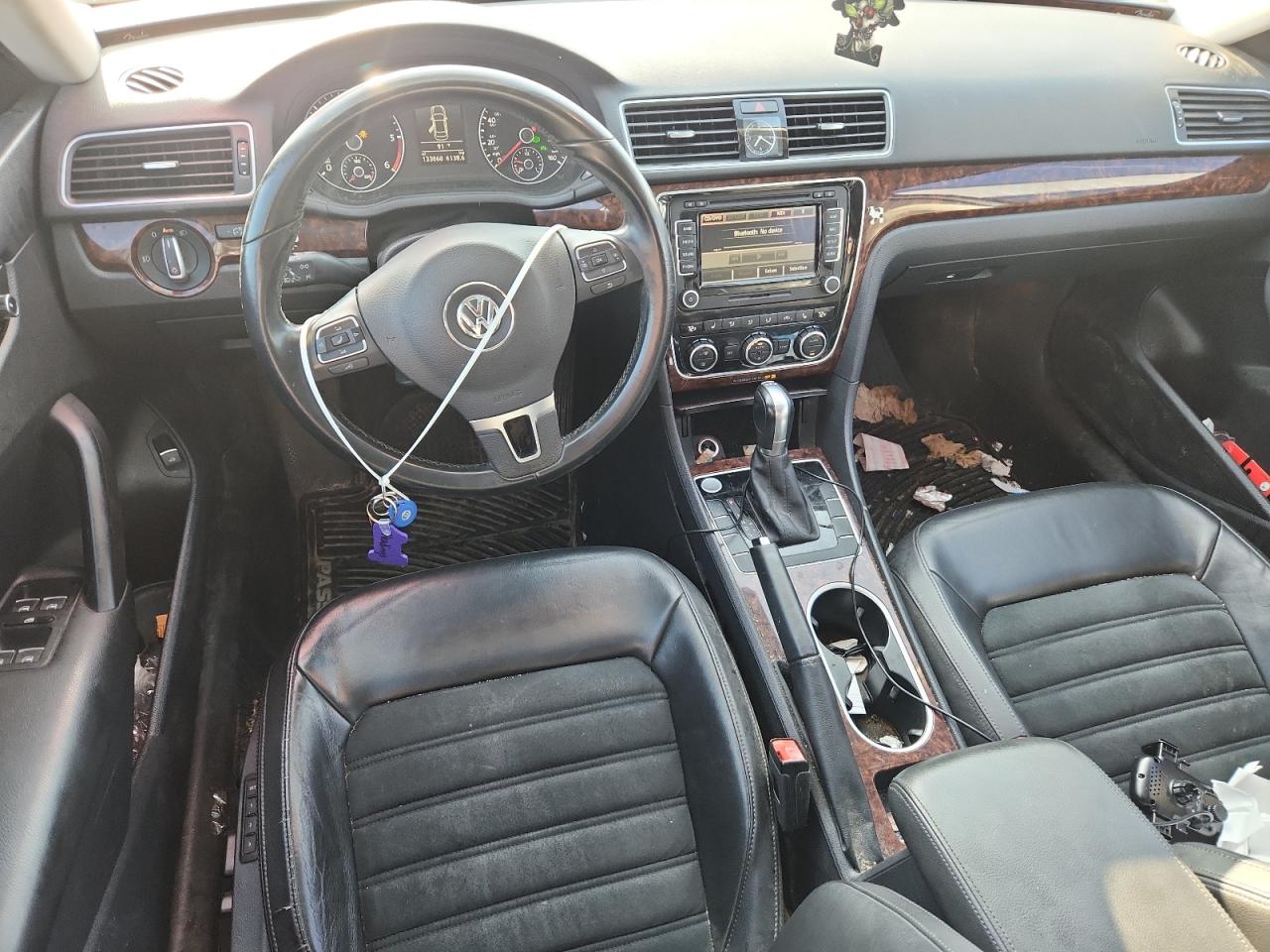 2013 Volkswagen Passat Sel VIN: 1VWCN7A37DC086439 Lot: 64470935
