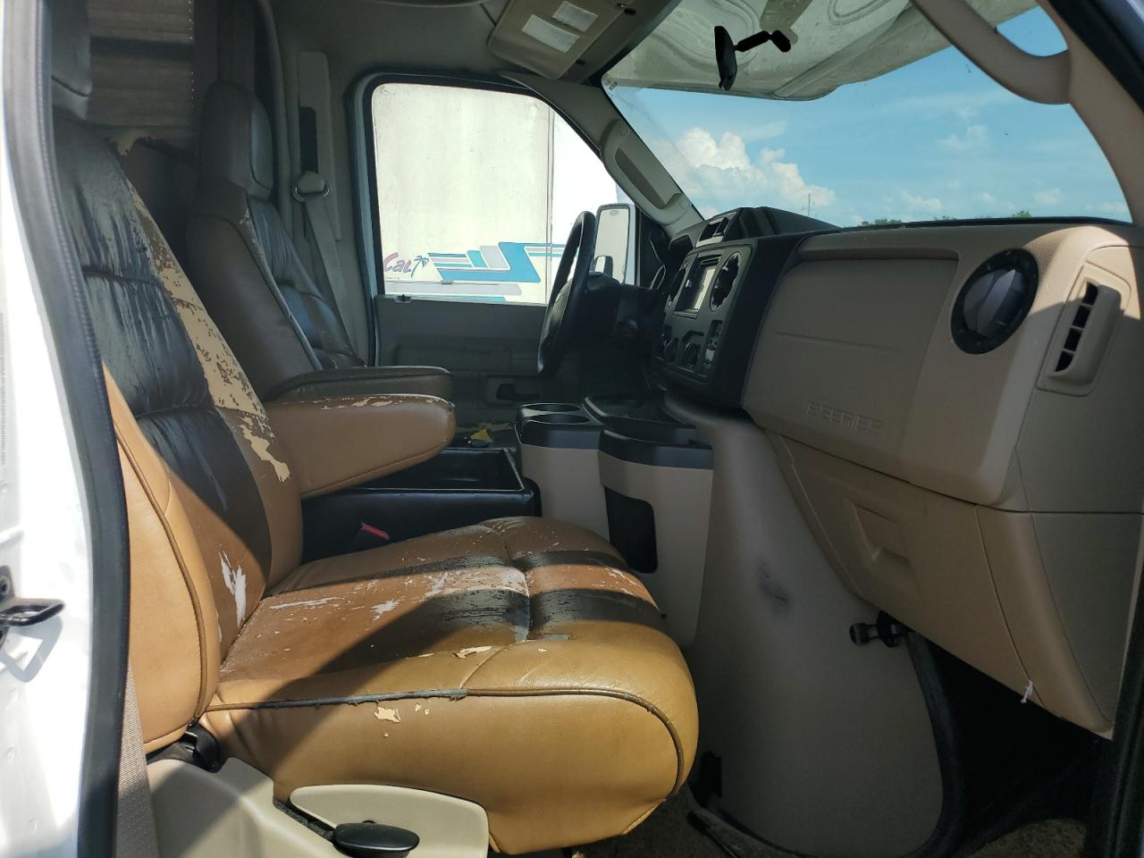 2015 Ford Econoline E450 Super Duty Cutaway Van VIN: 1FDXE4FS3FDA34091 Lot: 63699385