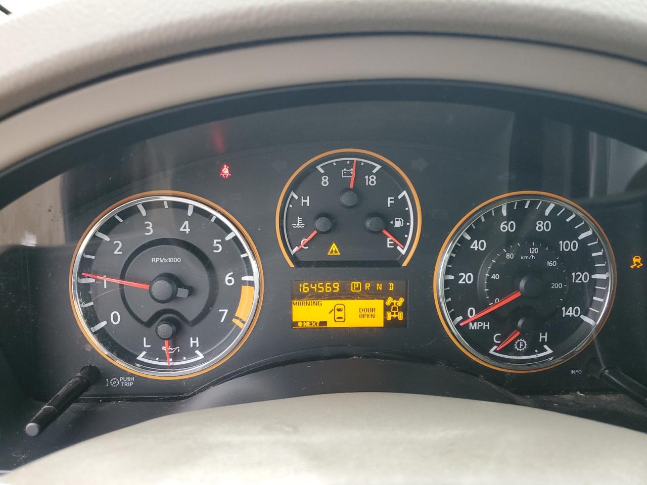 2012 Nissan Armada Sv VIN: 5N1BA0NC8CN620333 Lot: 63141085