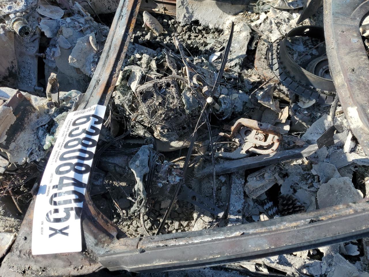 1975 Chevrolet Corvette 2 VIN: 1Z37J5S403658 Lot: 63808405