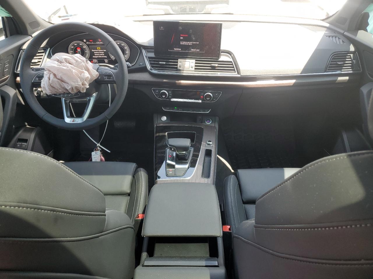 2025 Audi Q5 E Premium Plus 55 VIN: WA1E2AFY5S2060800 Lot: 66181255