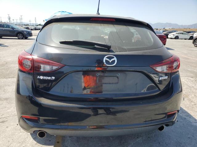  MAZDA 3 2018 Черный