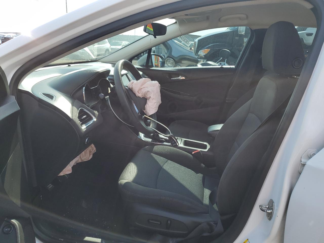 2018 Chevrolet Cruze Lt VIN: 1G1BE5SM5J7215883 Lot: 64486915