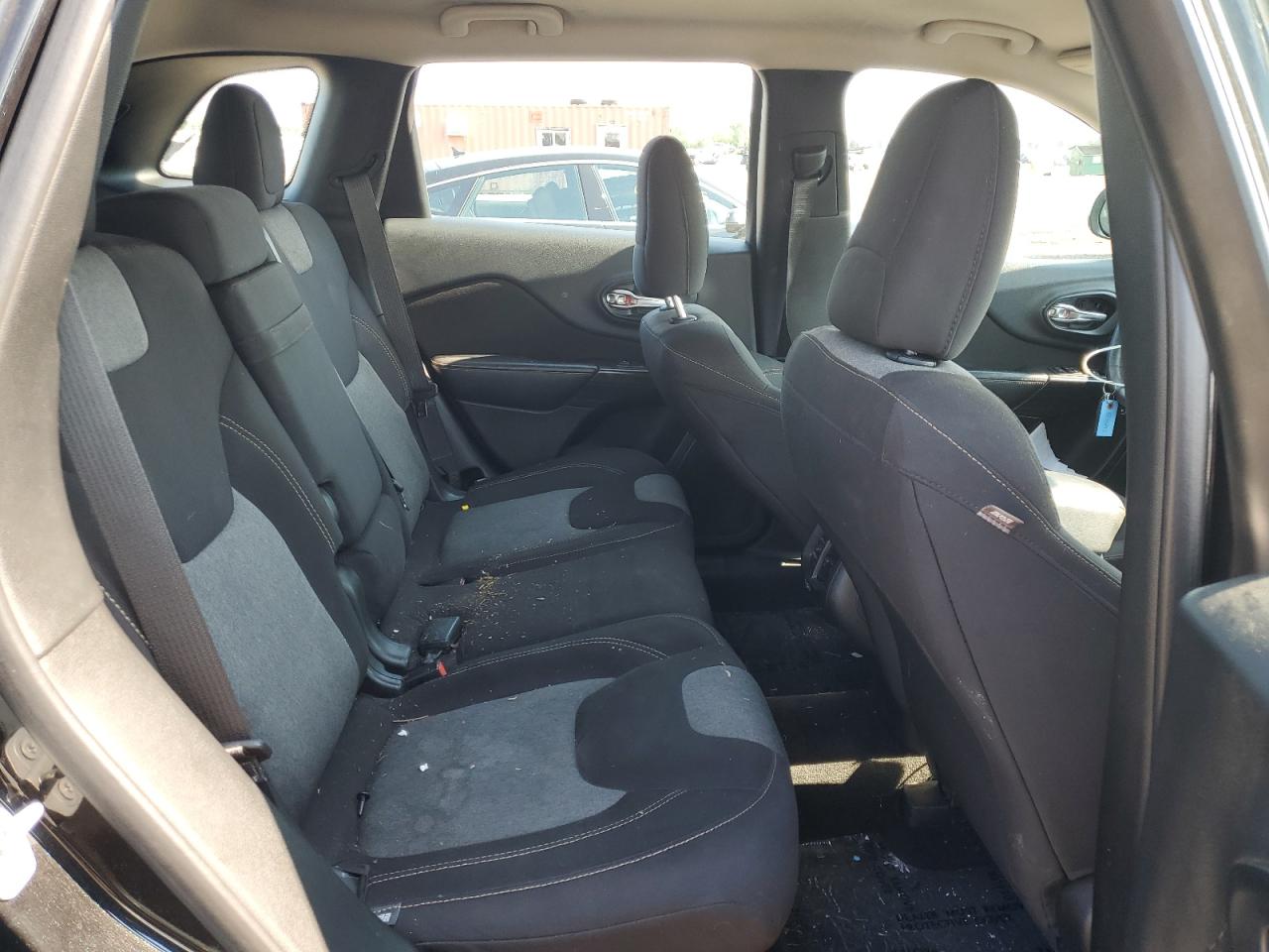 2016 Jeep Cherokee Sport VIN: 1C4PJMAB3GW153885 Lot: 63332825