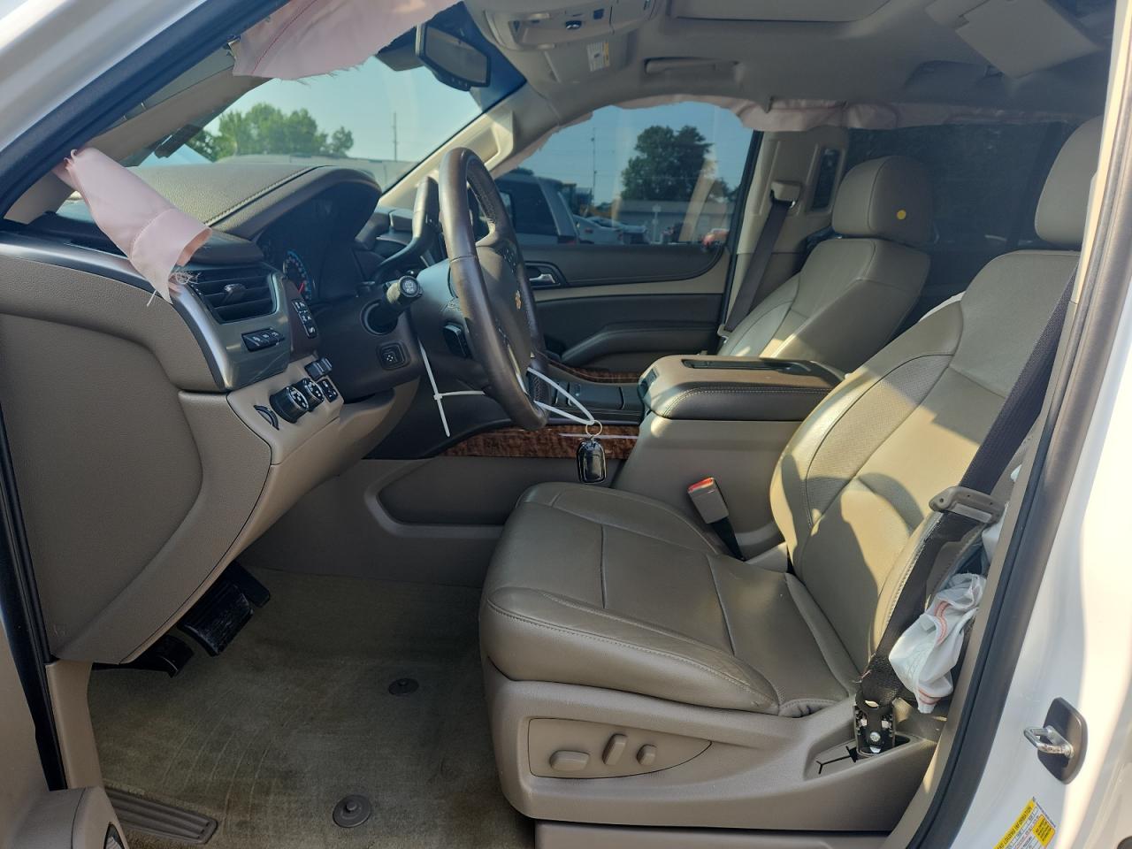 2017 Chevrolet Tahoe K1500 Premier VIN: 1GNSKCKC4HR144919 Lot: 63737785