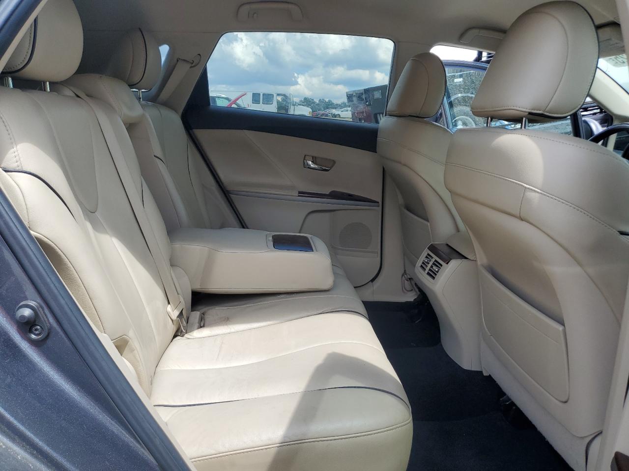 2010 Toyota Venza VIN: 4T3ZK3BB1AU023821 Lot: 65043125