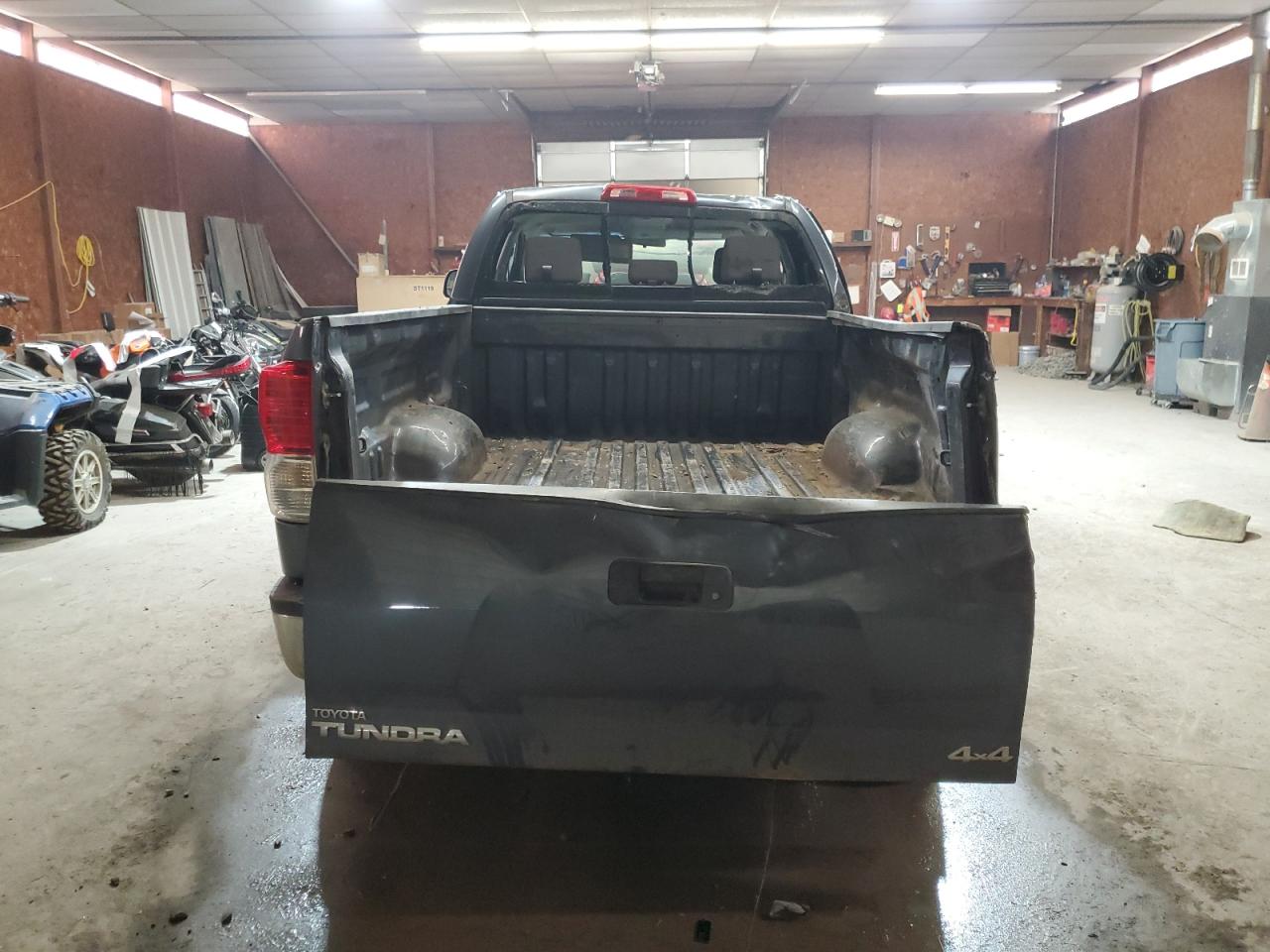 2010 Toyota Tundra Double Cab Sr5 VIN: 5TFUY5F12AX110127 Lot: 63135825
