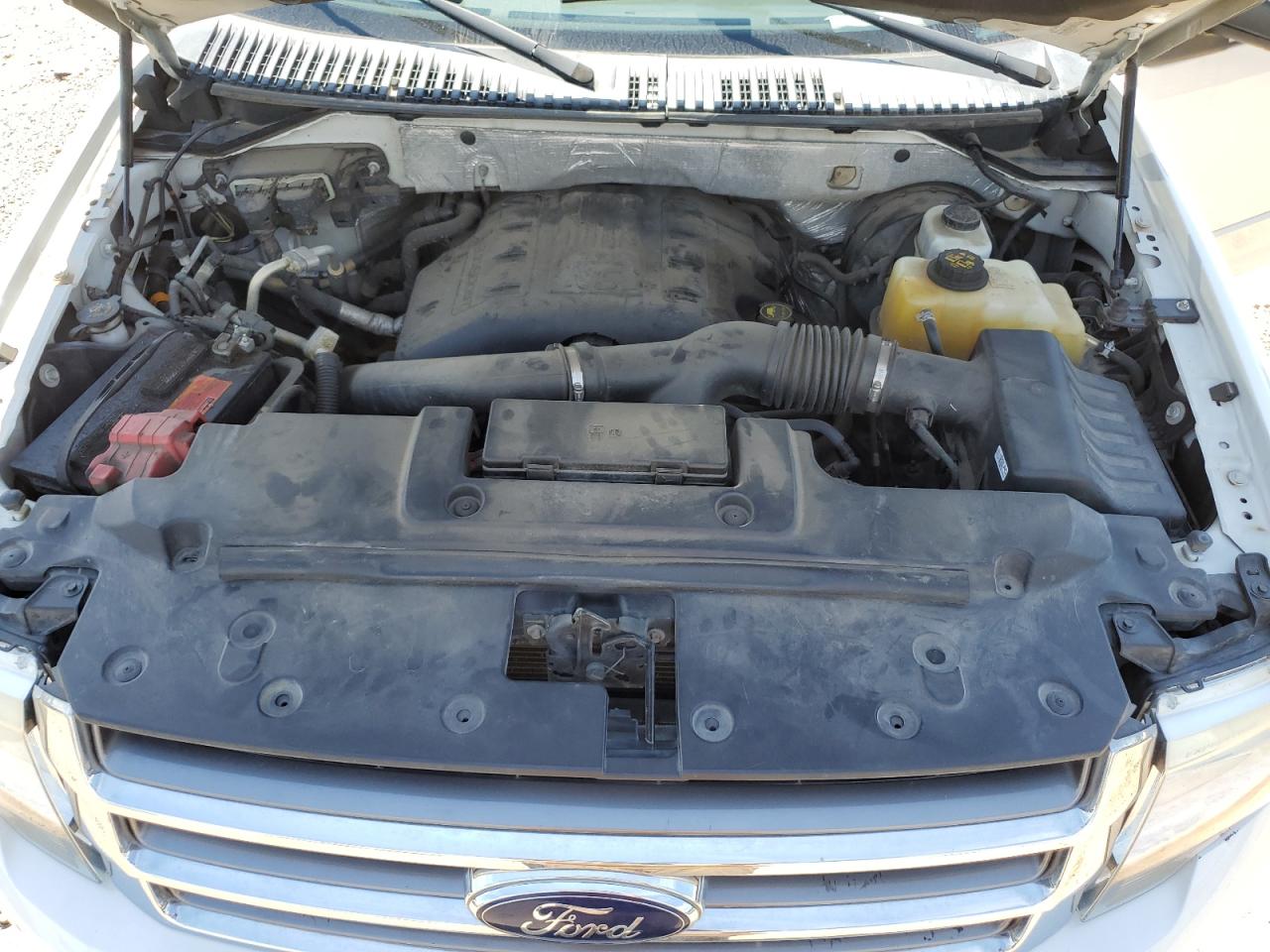 2015 Ford Expedition Limited VIN: 1FMJU1KTXFEF06531 Lot: 62412825