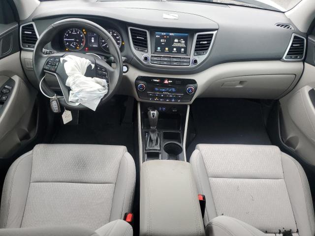  HYUNDAI TUCSON 2018 Srebrny