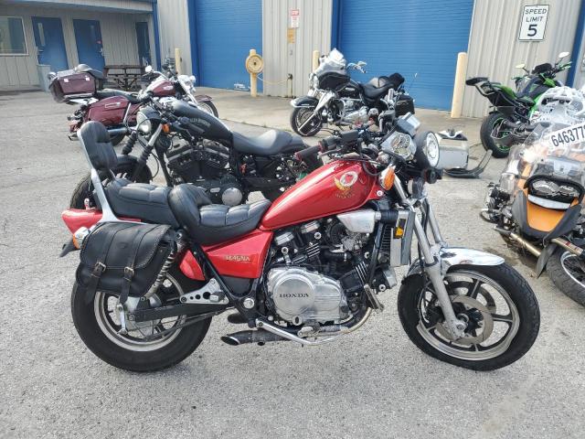 1986 HONDA VF700 C  