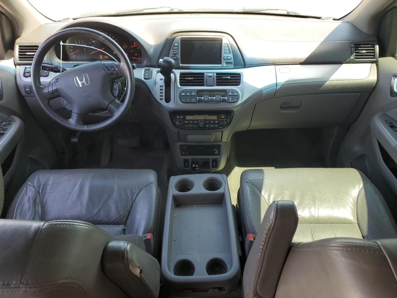 2010 Honda Odyssey Touring VIN: 5FNRL3H95AB090333 Lot: 63195395
