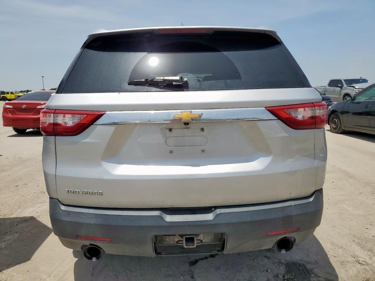 2018 Chevrolet Traverse Ls VIN: 1GNERFKWXJJ106197 Lot: 63582155