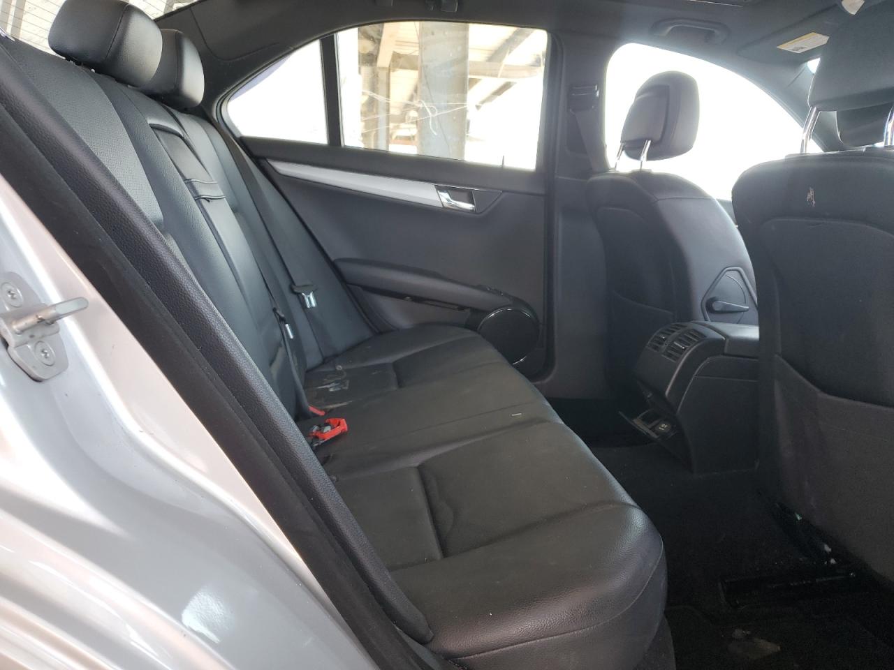 2009 Mercedes-Benz C 300 VIN: WDDGF54X99R043896 Lot: 63463445
