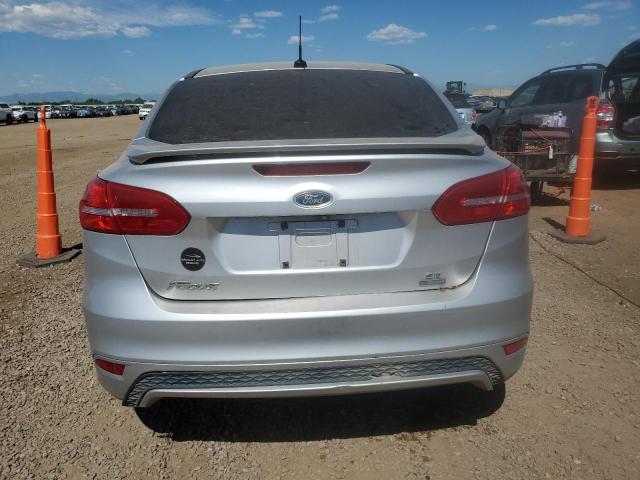 Седаны FORD FOCUS 2015 Серебристый