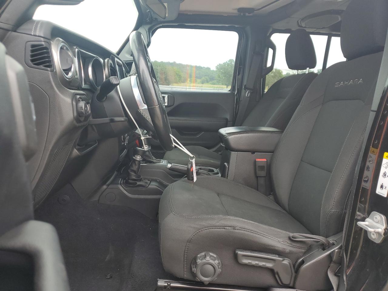 2018 Jeep Wrangler Unlimited Sahara VIN: 1C4HJXEN1JW310847 Lot: 62911995