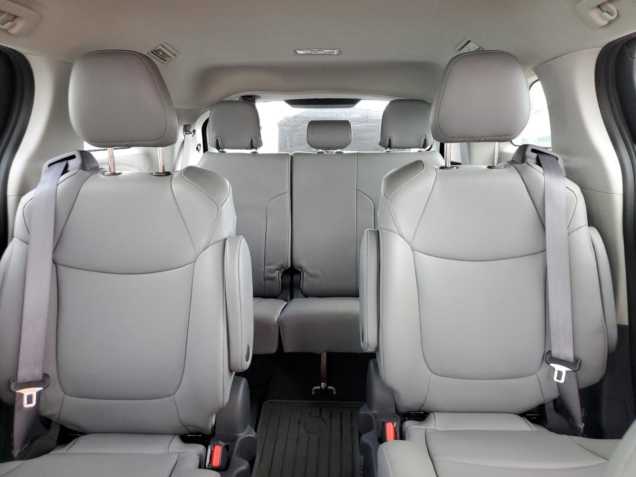 2022 Toyota Sienna Xle VIN: 5TDYRKEC8NS121242 Lot: 64756725