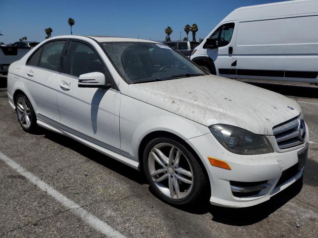  MERCEDES-BENZ C-CLASS 2013 Biały