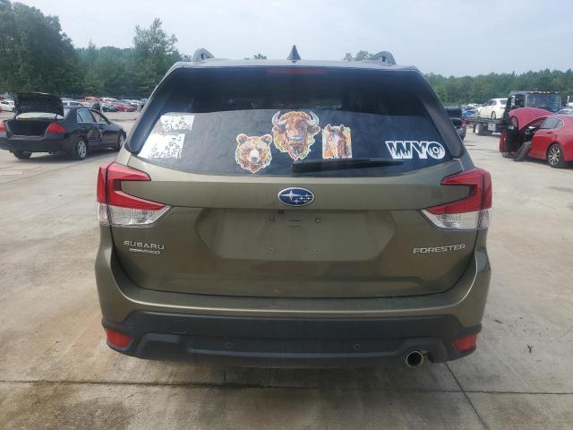  SUBARU FORESTER 2024 Зеленый