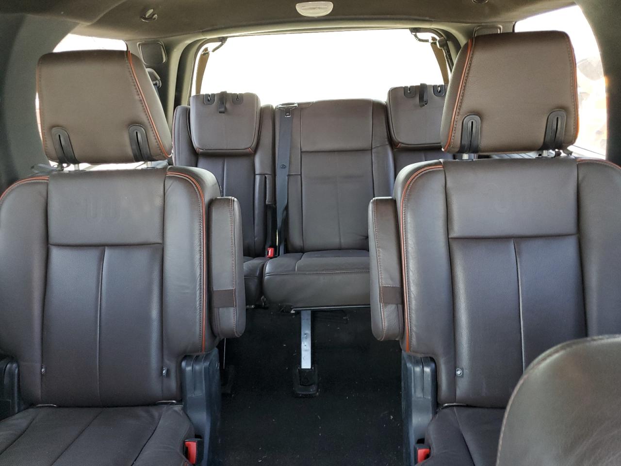2016 Ford Expedition Xlt VIN: 1FMJU1JT7GEF12693 Lot: 64899815
